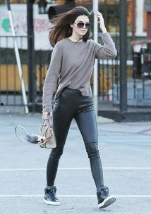 皮裤 国产在线播放,在线播放掀起时尚潮流